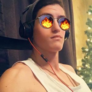 Meet your Posher, Cody